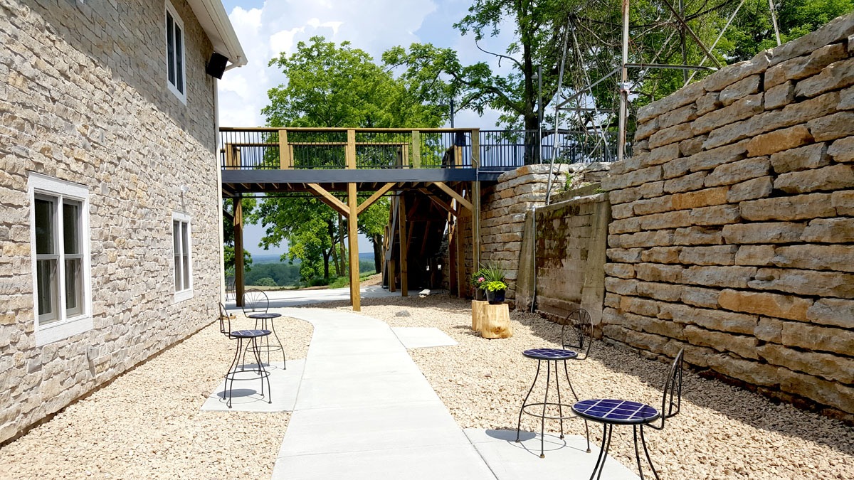 Vennebu Hill - in Wisconsin Dells - new wedding and event venue - courtyard and view of the Baraboo bluffs